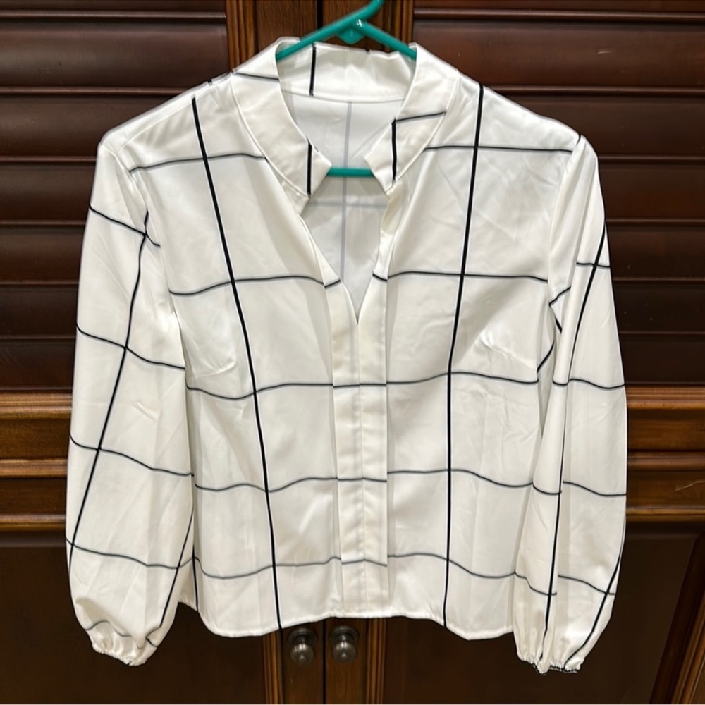 SHEIN White and Black Grid Blouse